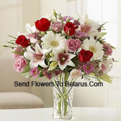 Mignonnes Oeillets, Gerberas et Roses en Vase