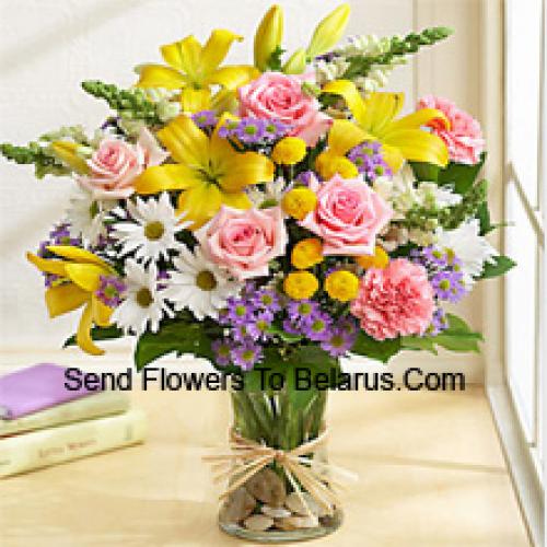 Elegante bunte Blumen im Vase