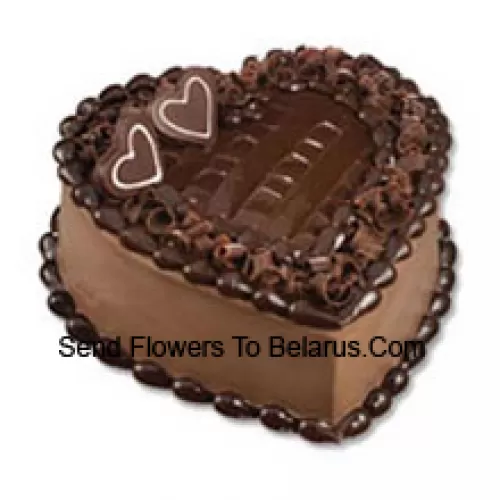 1 Kg (2.2 Lbs) Heart Shaped Chocolate Cake