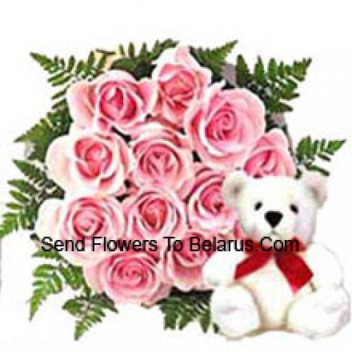 11 Roze Rozen met Schattige Teddybeer