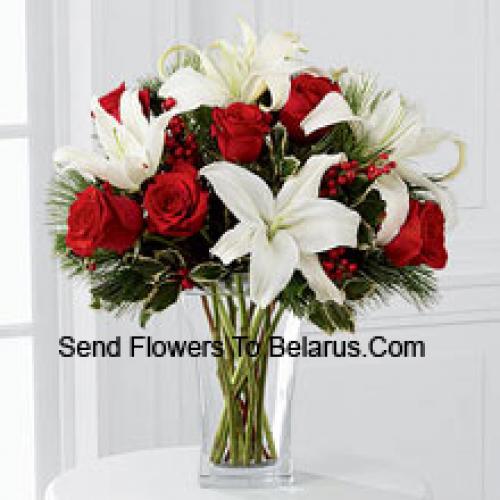 Buchet Lush Roses and Lilies